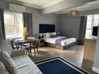 Seabreeze Hotel Hotels in Salamander Bay