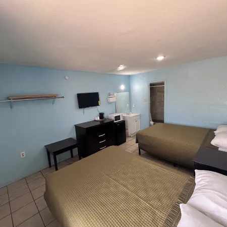 Packsaddle Motel