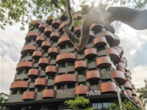 Jalo Heiss飯店 恩裡克奧拉亞埃雷拉機場附近的飯店