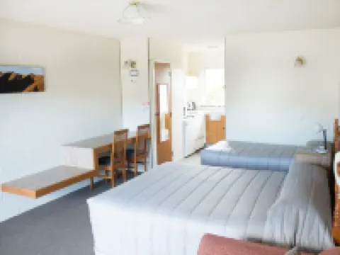 Alpine Motel โรงแรมในอามารู