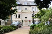 Kingston Theatre Hotel - Parkplatz