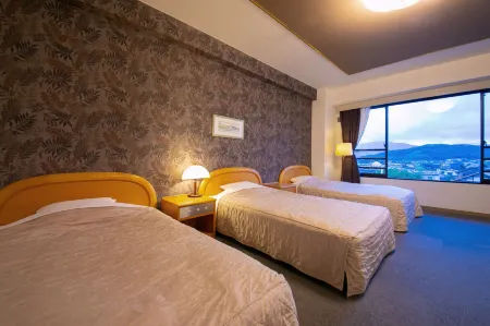 Yufuin Sansuikan Отели рядом с достопримечательностью «Yufuin Onsen»