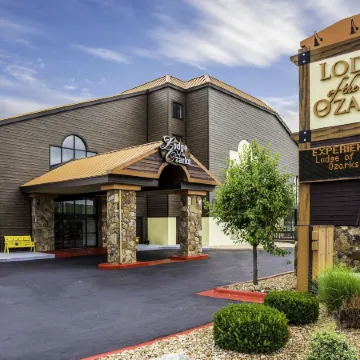 Lodge of the Ozarks