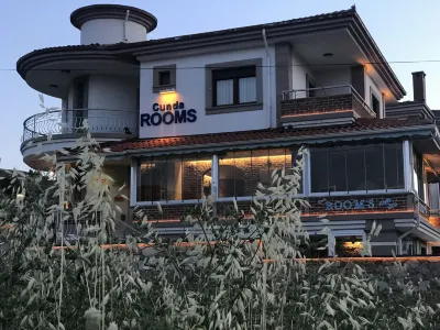 Cunda Rooms Hotels in 