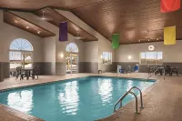 Country Inn & Suites by Radisson, Dubuque, IA