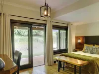 Malachite Manor Hotels in Underberg