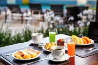 Boulevard Beach Canasvieiras Hotel - Nouto- ja jättöpalvelut