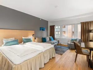 Enter City Apartment Hotel