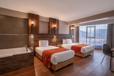 Polo Santa Monica Hotels in 