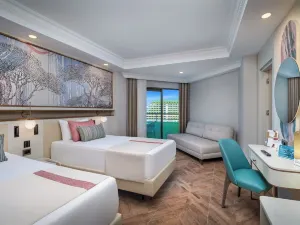 Delphin Palace Hotel