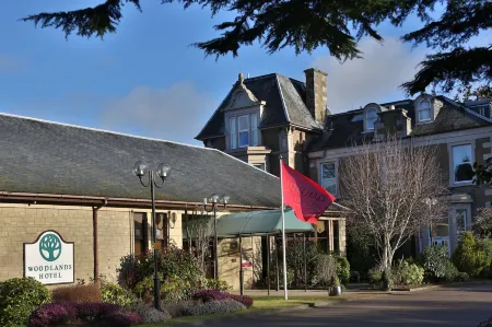 Best Western Dundee Woodlands Hotel Отели рядом с достопримечательностью «Университет Данди»