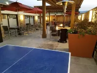 هوتل ستراتا