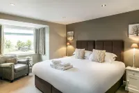 Carus Green Golf Club Townhouse Hotels in Skelsmergh