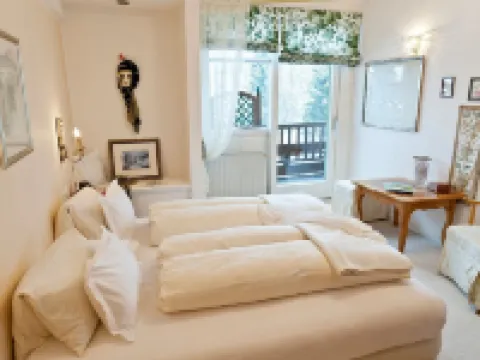 Dietrichsteinerhof Apartments & Rooms Hotels in Villach-Land