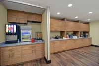 TownePlace Suites Grand Rapids Wyoming - breakfast