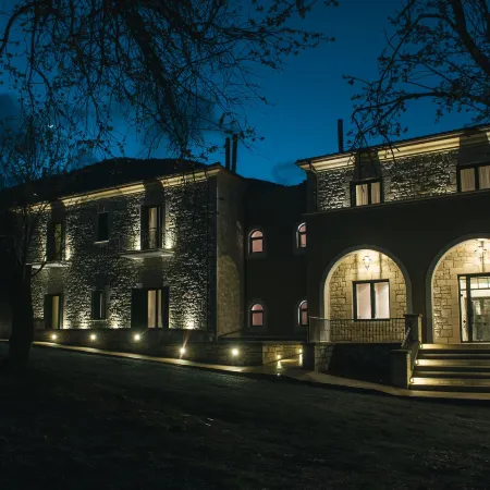Levidi Suites