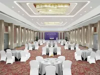 Vivanta Ernakulam, Marine Drive Hotels near Jain Temple