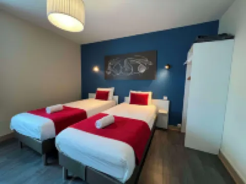 Brit Hôtel du Parc Niort Centre - ที่จอดรถฟรี