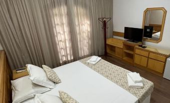 Biazi Paradise Hotel