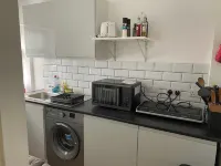 Slough - Sleeps 3 - PetFriendly - Riverside - Bay - Condos