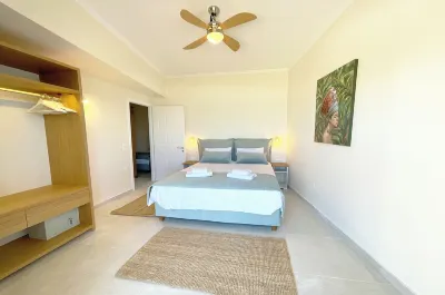 Beachfront 4-Bed Luxury Suite - Agios Gordios, Corfu, Greece