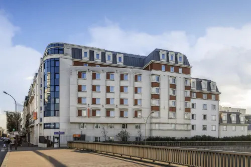 Aparthotel Adagio Access Paris Porte de Charenton Hotel di Charenton-le-Pont
