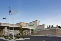 Holiday Inn Marquette Các khách sạn gần Clark Lambros Beach Park