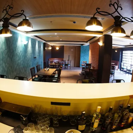 Hotel Pahadi