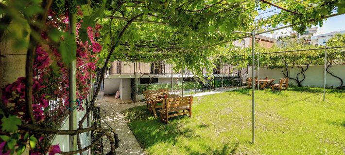 Kalpazo Kaja Vila Garden Hotels in Golem