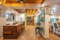 Wow Stayz2 Misty Meadows Hotels in Pachmarhi