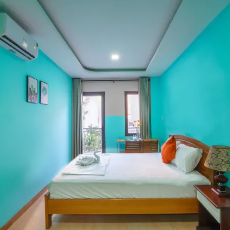 Boo HOSTEL Wifi Free and Rooftop Retreat