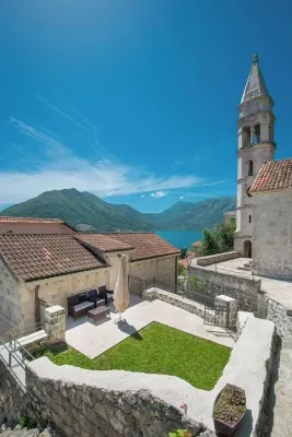 Conte Hotel & Restaurant Hotels in Strp