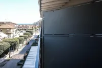 Vicolo Malavolta 7 Rooms and Suites Hotels in Marina di Massignano