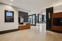 National at Rosslyn Towers