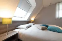 Beautiful Holiday Home with a Whirlpool