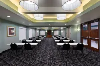 La Quinta Inn & Suites by Wyndham Olathe Hotels in Olathe