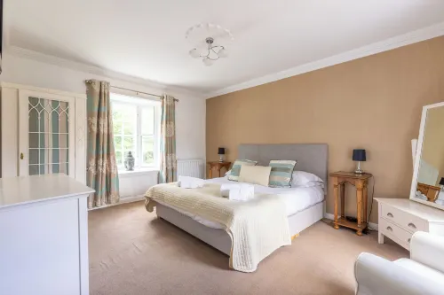 Village House - North East Escapes