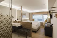 Hotel Schwarzer Bär Hotels near Alter Dom