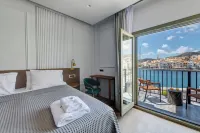 Eclectic Syros Hotels near GAS