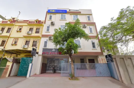 FabHotel Bungalow 14 - Collectrate Hotels near Jaipur Railway Station