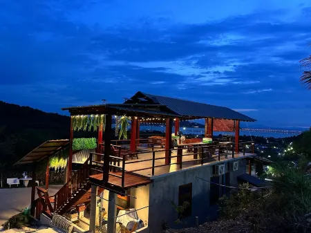 Singkora Hill at Khaodang Отели рядом с достопримечательностью «Wat Bo Thong»