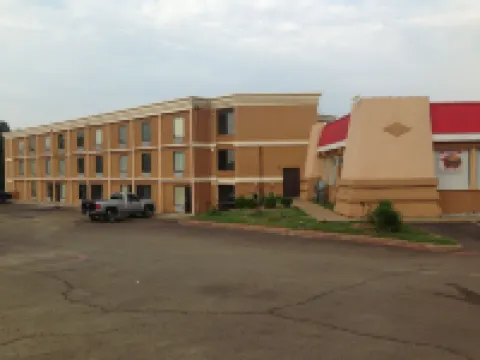 Executive Inn Hotels in Mount Pleasant