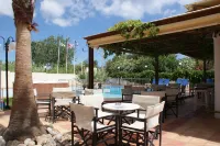 Sunny Suites