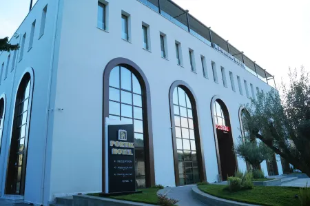 Portik Hotel Отели рядом с достопримечательностью «Берат Касл»