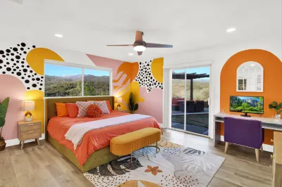 Yosemite Luxe: Designer retreat w/MiniGolf, HotTub