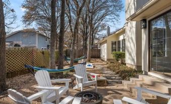 The Bonnie - 5 Bed Near Everything