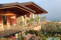 Villa Elite Resort Hotels in Tremosine