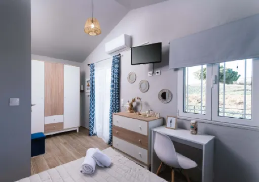 Ammira Mare Maisonette - Relax by the Pool Near Sea! Отели в г. Малевизи