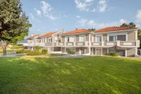 Doryssa Coast Apartments - parking