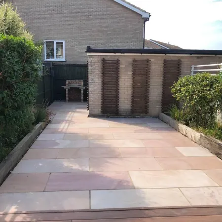 3 Bed House - Sleeps 6 - Garden - Parking - Wifi